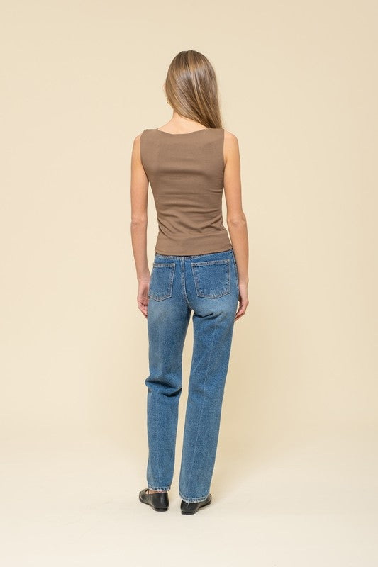 Boatneck top
